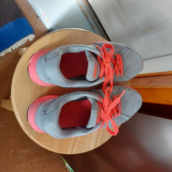 Nike Relentless - Picture 3 of 5